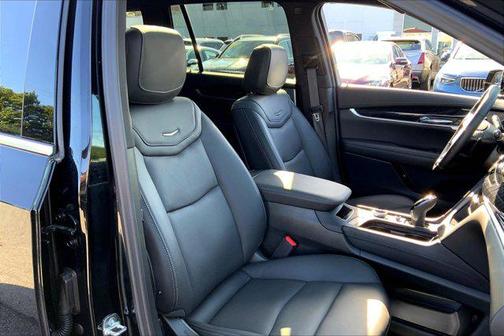 2025 Cadillac XT6 Premium Luxury AWD