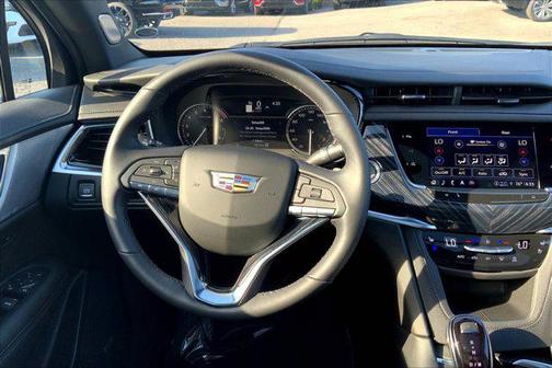 2025 Cadillac XT6 Premium Luxury AWD