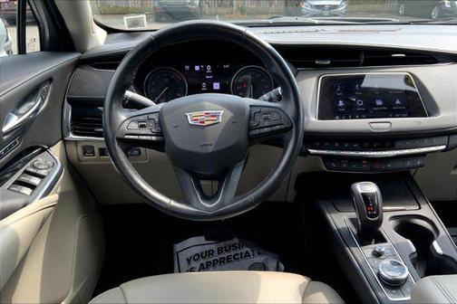 2019 Cadillac XT4 Premium Luxury