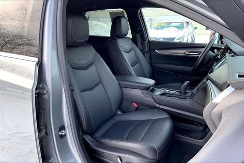 2023 Cadillac XT5 Luxury