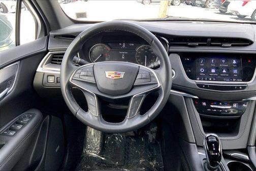 2023 Cadillac XT5 Luxury