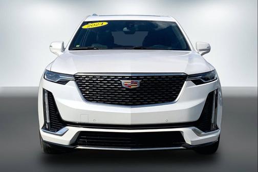 Crystal White Tricoat 2024 Cadillac XT6 Luxury AWD