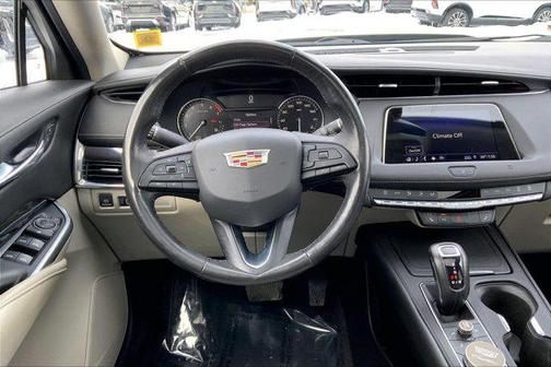 2019 Cadillac XT4 Luxury