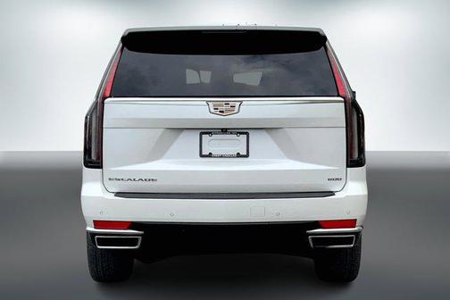 2022 Cadillac Escalade Luxury