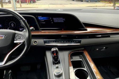 2022 Cadillac Escalade Luxury