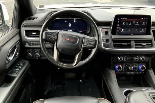 2022 GMC Yukon 4WD AT4