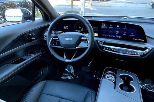 2025 Cadillac LYRIQ Luxury
