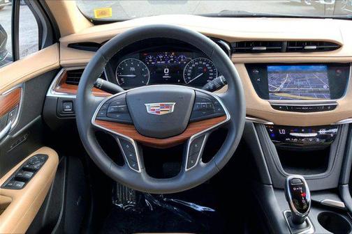 Dark Adriatic Blue Metallic 2017 Cadillac XT5 Platinum