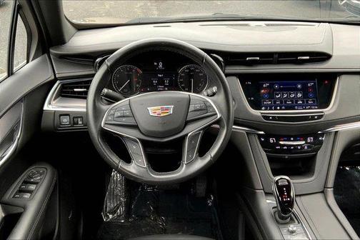 2022 Cadillac XT5 Luxury