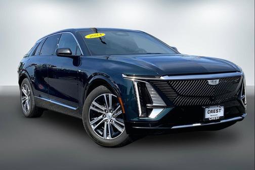 Emerald Lake Metallic 2024 Cadillac LYRIQ Luxury
