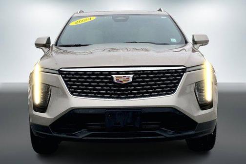 2024 Cadillac XT4 Luxury
