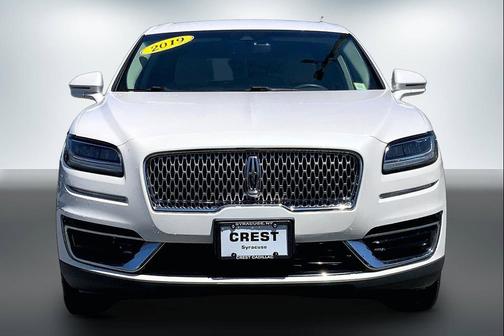 White Platinum Clearcoat Metallic 2019 Lincoln Nautilus Standard