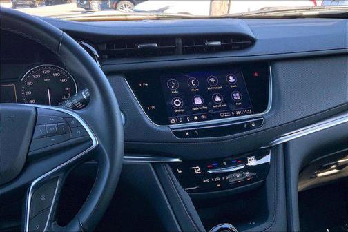 2024 Cadillac XT5 Luxury