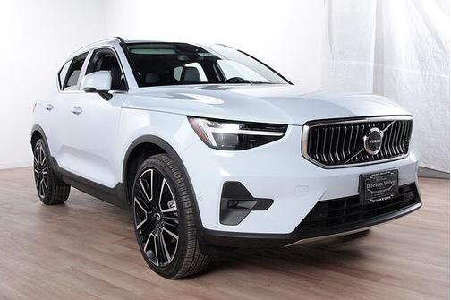 2025 Volvo XC40 Ultra