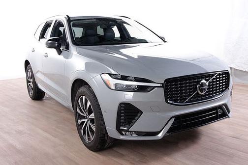 Vapour Grey 2025 Volvo XC60 Plus
