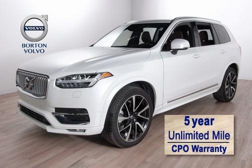 2024 Volvo XC90 B6 Plus Bright Theme