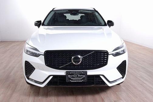 2025 Volvo XC60 Plus