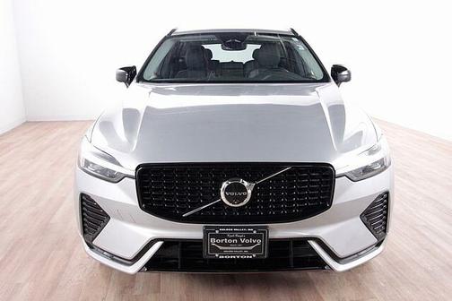 2025 Volvo XC60 Plus