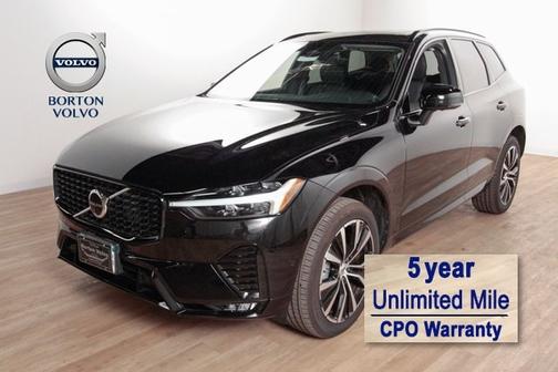 2024 Volvo XC60 B5 Plus Dark Theme