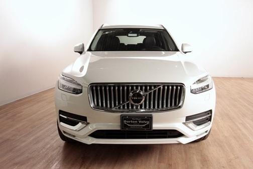 2024 Volvo XC90 B5 Core