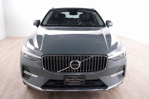 2022 Volvo XC60 B5 Inscription
