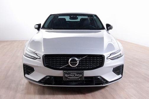2023 Volvo S60 Plus