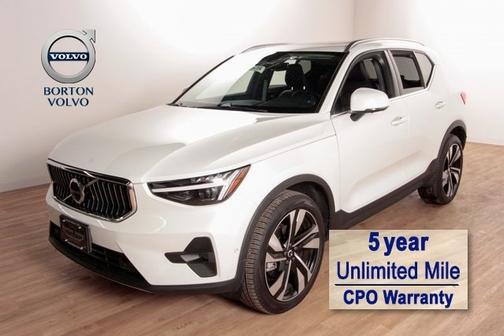 2024 Volvo XC40 Ultimate