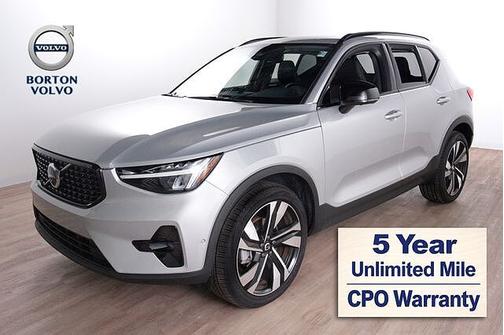 Vapour Grey 2025 Volvo XC40 Core