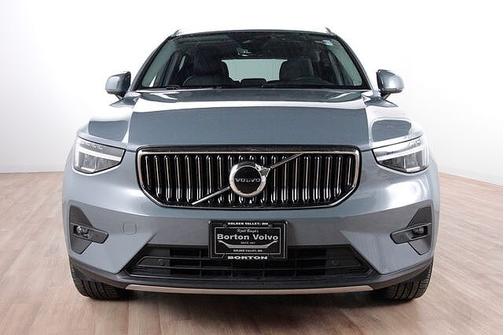 2023 Volvo XC40 Plus