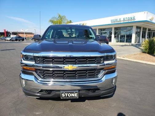 Photo 2 of 27 of 2016 Chevrolet Silverado 1500 LT