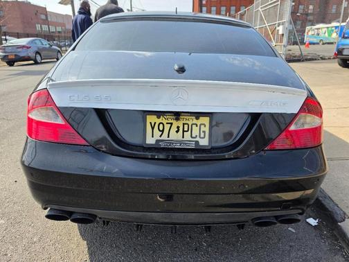 Black 2006 Mercedes-Benz CLS-Class