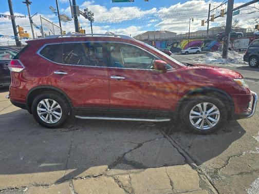 2016 Nissan Rogue SV