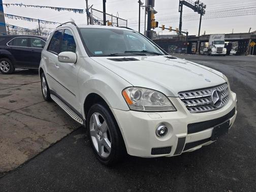 2008 Mercedes-Benz M-Class ML 550 4MATIC