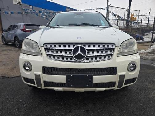 2008 Mercedes-Benz M-Class ML 550 4MATIC