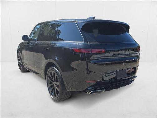 2025 Land Rover Range Rover Sport SE