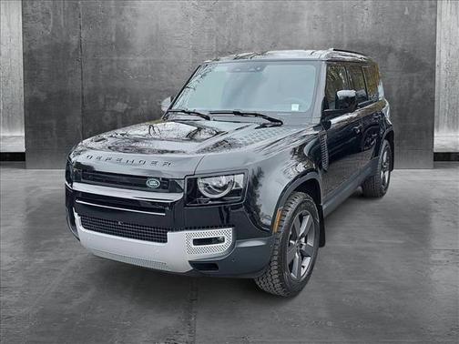 2025 Land Rover Defender 110 P400 S