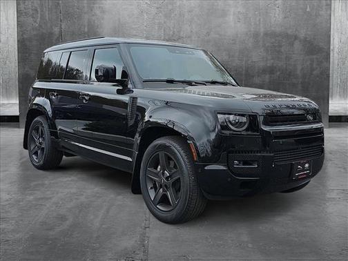 2025 Land Rover Defender 110 P400 X-Dynamic SE