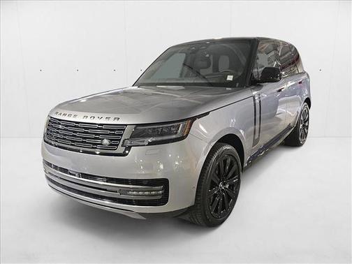 2025 Land Rover Range Rover P530 SE