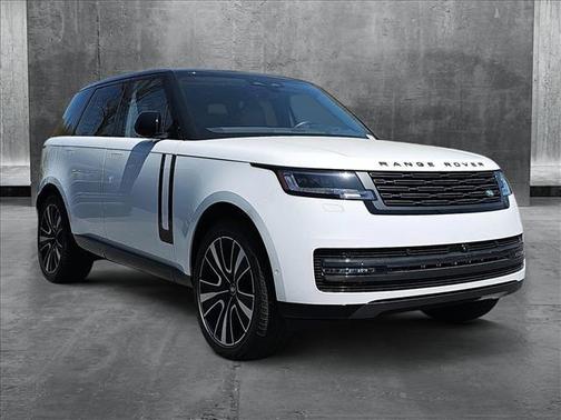 2025 Land Rover Range Rover P530 SE