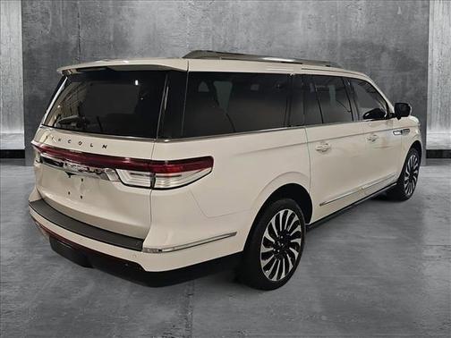 2024 Lincoln Navigator Black Label