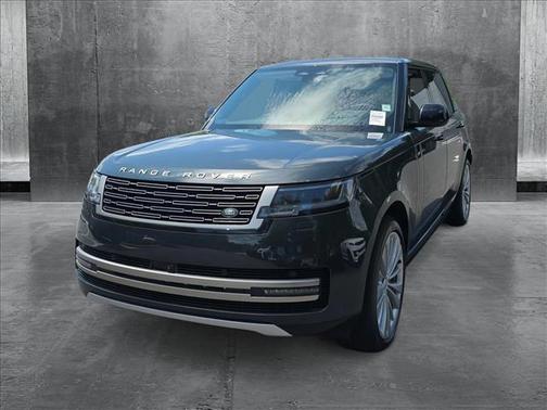2025 Land Rover Range Rover P530 SE 7 Seat
