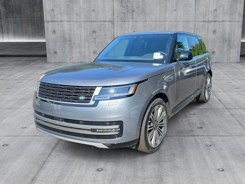 2025 Land Rover Range Rover P400 SE