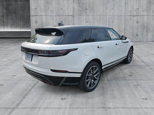 2026 Land Rover Range Rover Velar P250 SE R-Dynamic