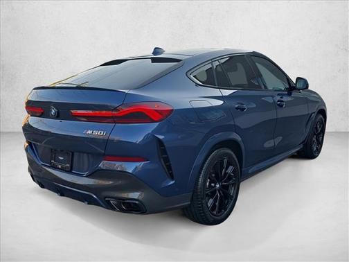 2023 BMW X6 M50i