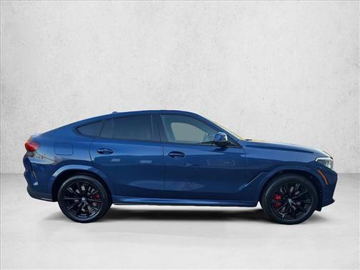 2023 BMW X6 M50i