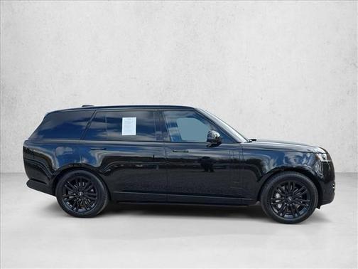2023 Land Rover Range Rover P530 SE