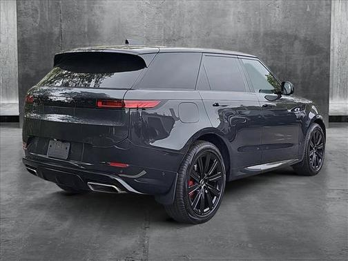 2024 Land Rover Range Rover Sport SE