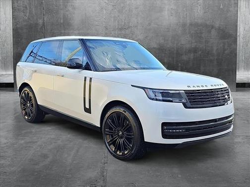 2025 Land Rover Range Rover P530 SE