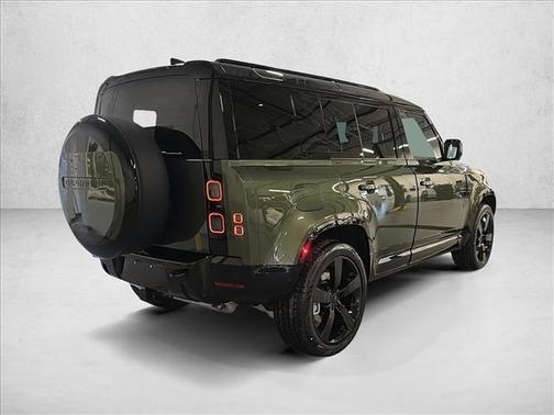 2026 Land Rover Defender P400 X-Dynamic SE