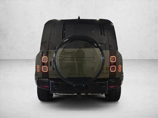 2026 Land Rover Defender P400 X-Dynamic SE